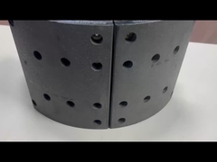 Brake shoe for heavy truck